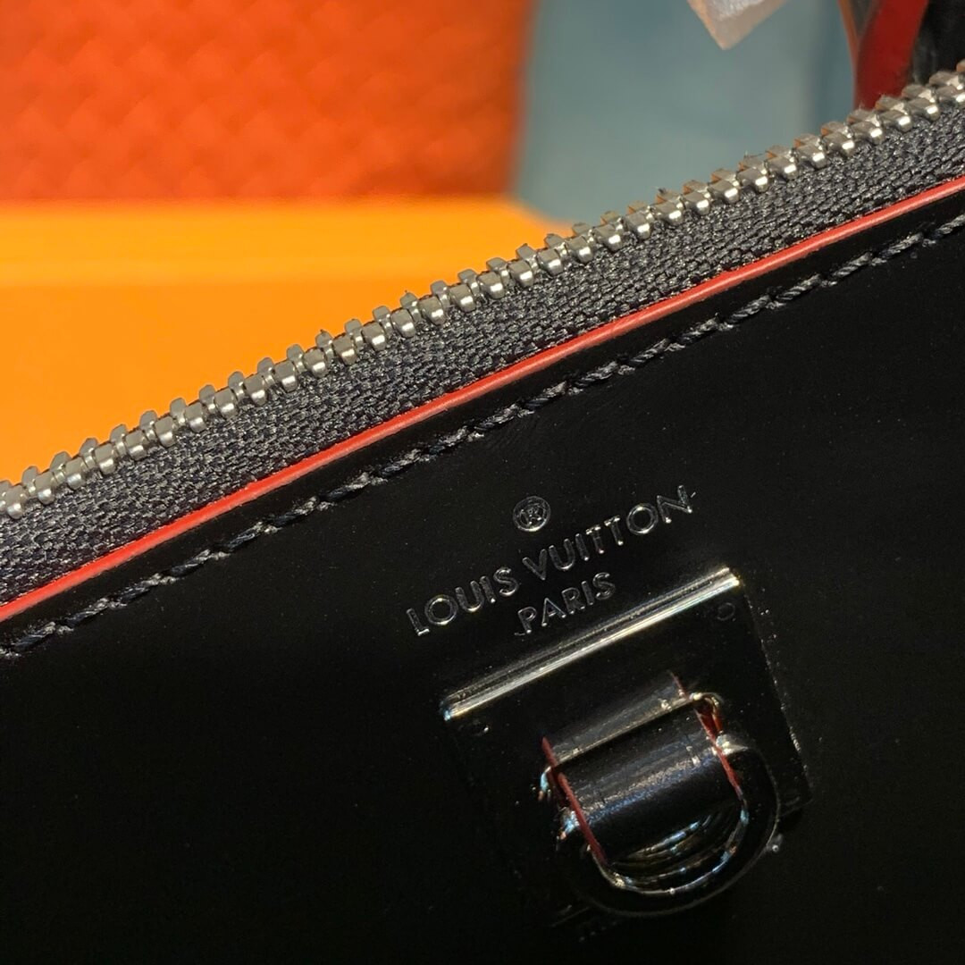 Louis Vuitton City Steamer MM M52969