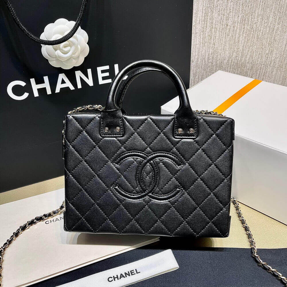 Chanel Vanity Case in Calfskin AS3345 Black
