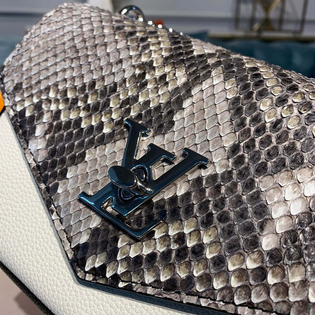 Louis Vuitton Mylockme BB N97005