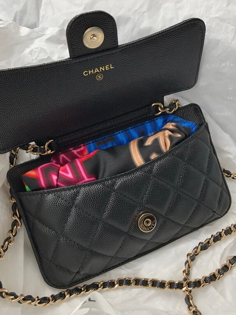 Chanel Foldable Tote Bag With Chain AP2095