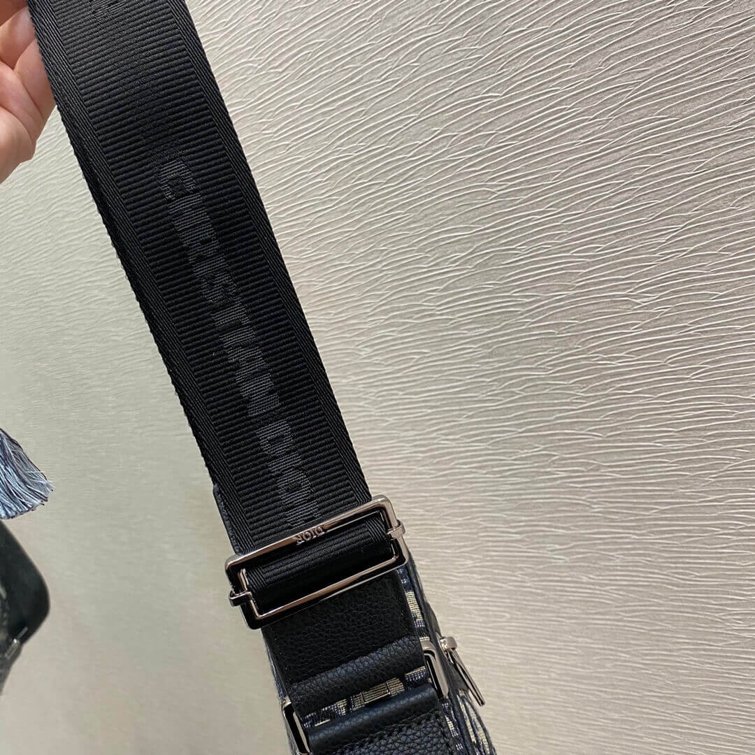 Dior Messenger Pouch