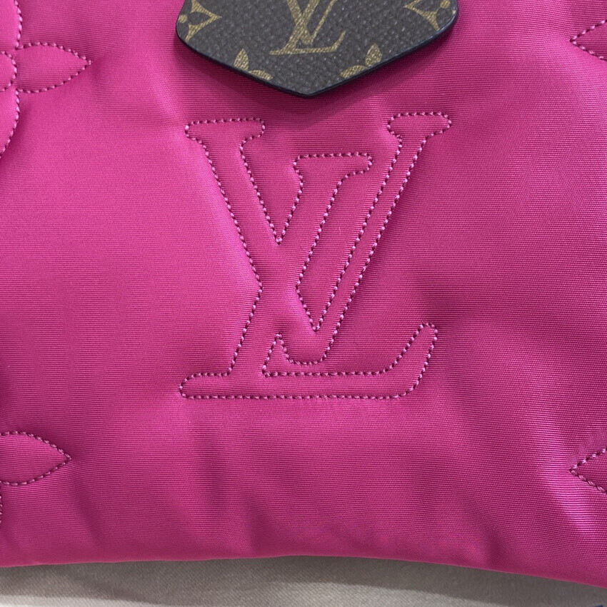 Louis Vuitton Maxi Multi Pochette Accessoires M58980 Black/Fuchsia