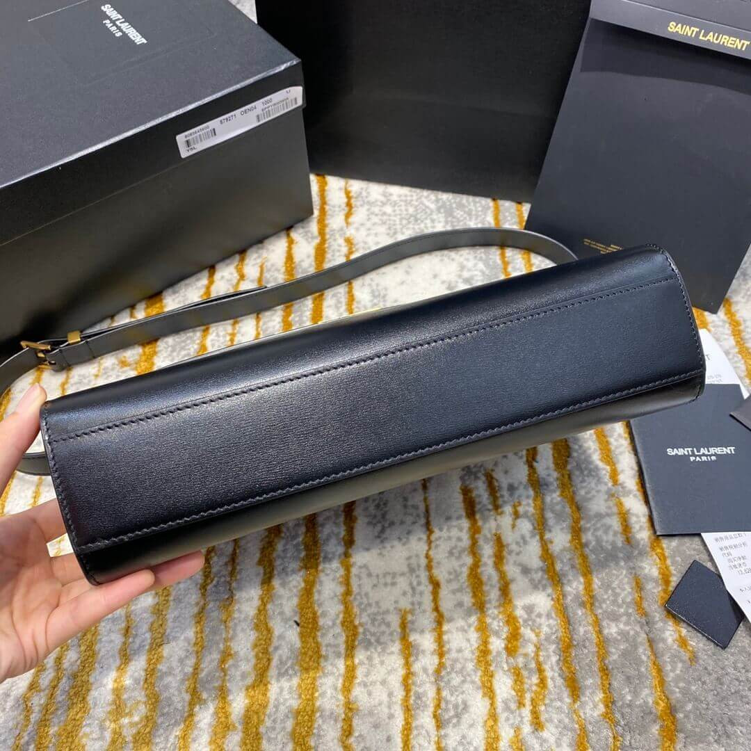 Saint Laurent Manhattan Shoulder Bag In Smooth Leather 579271