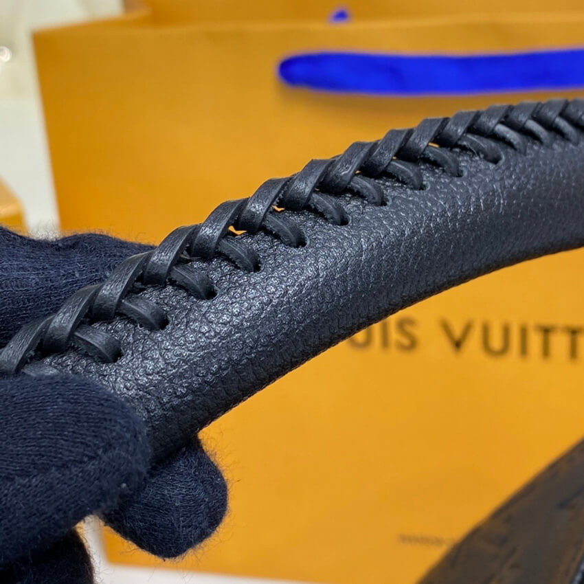 Louis Vuitton Monogram Empreinte Artsy MM M41066