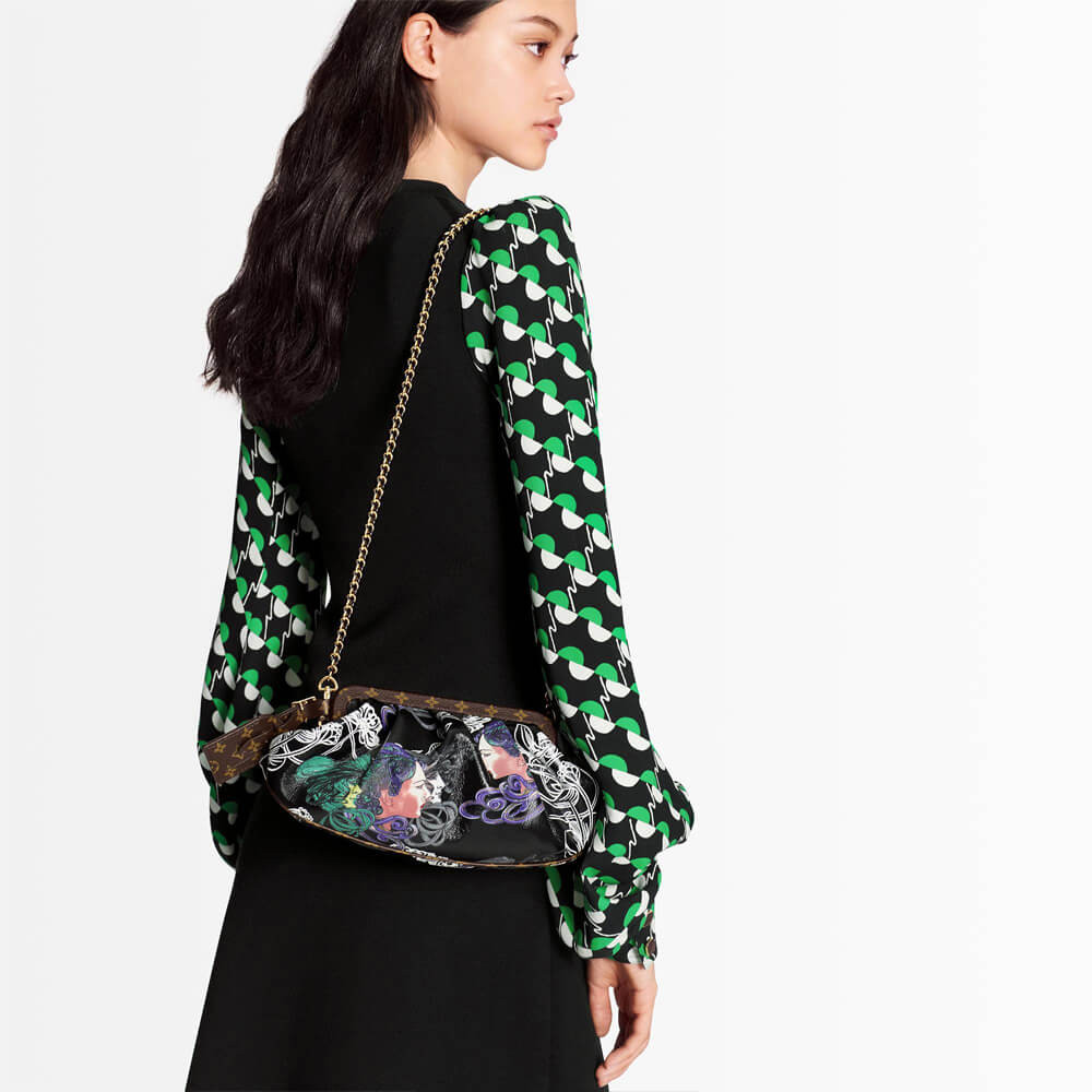 Louis Vuitton Boursicot EW M56369