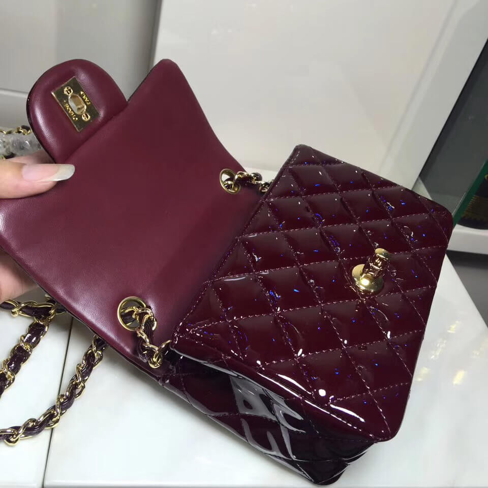 Chanel Pantent Leather 17cm Classic Flap Bag 1115