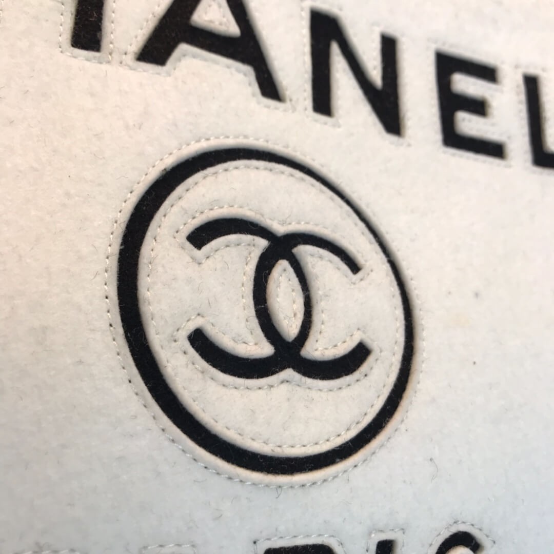 Chanel Large Shopping Bag A93786