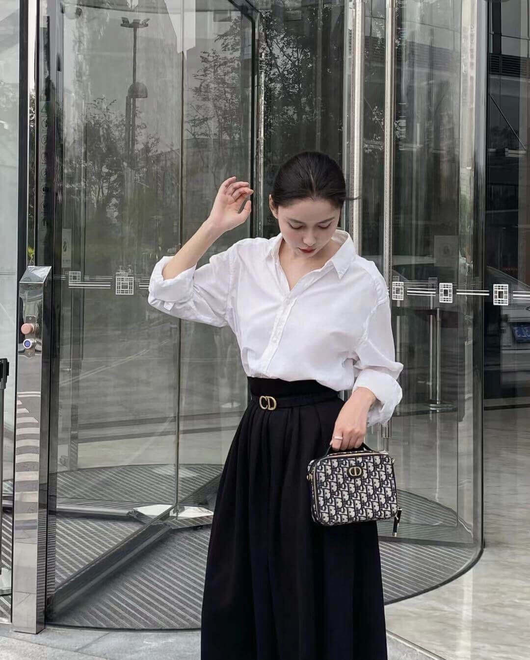 Christian Dior 30 Montaigne Box Bag Blue Oblique Jacquard S2141