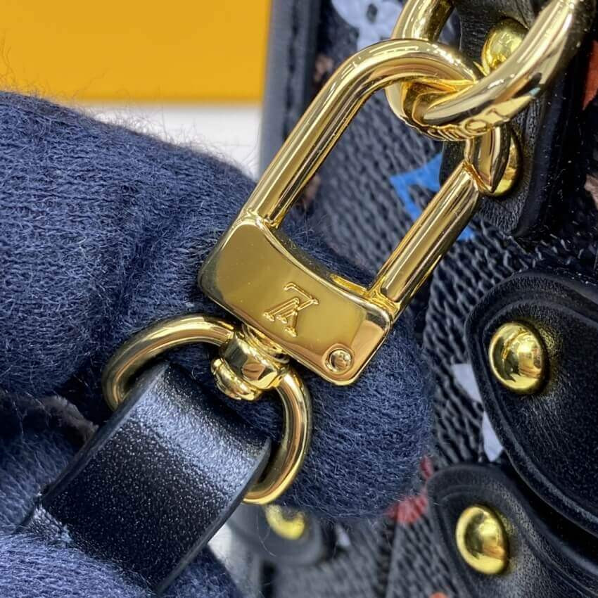 Louis Vuitton Game On Petite Malle M57454