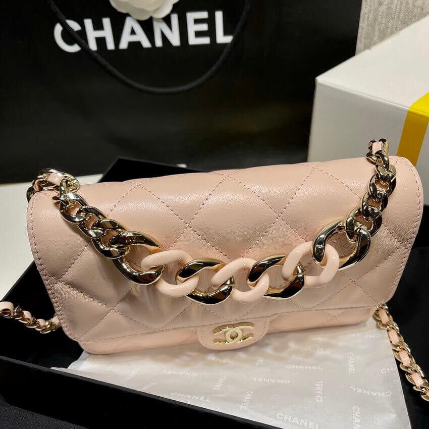 Chanel Lambskin Plexi Quilted Wallet On Chain WOC AP2377
