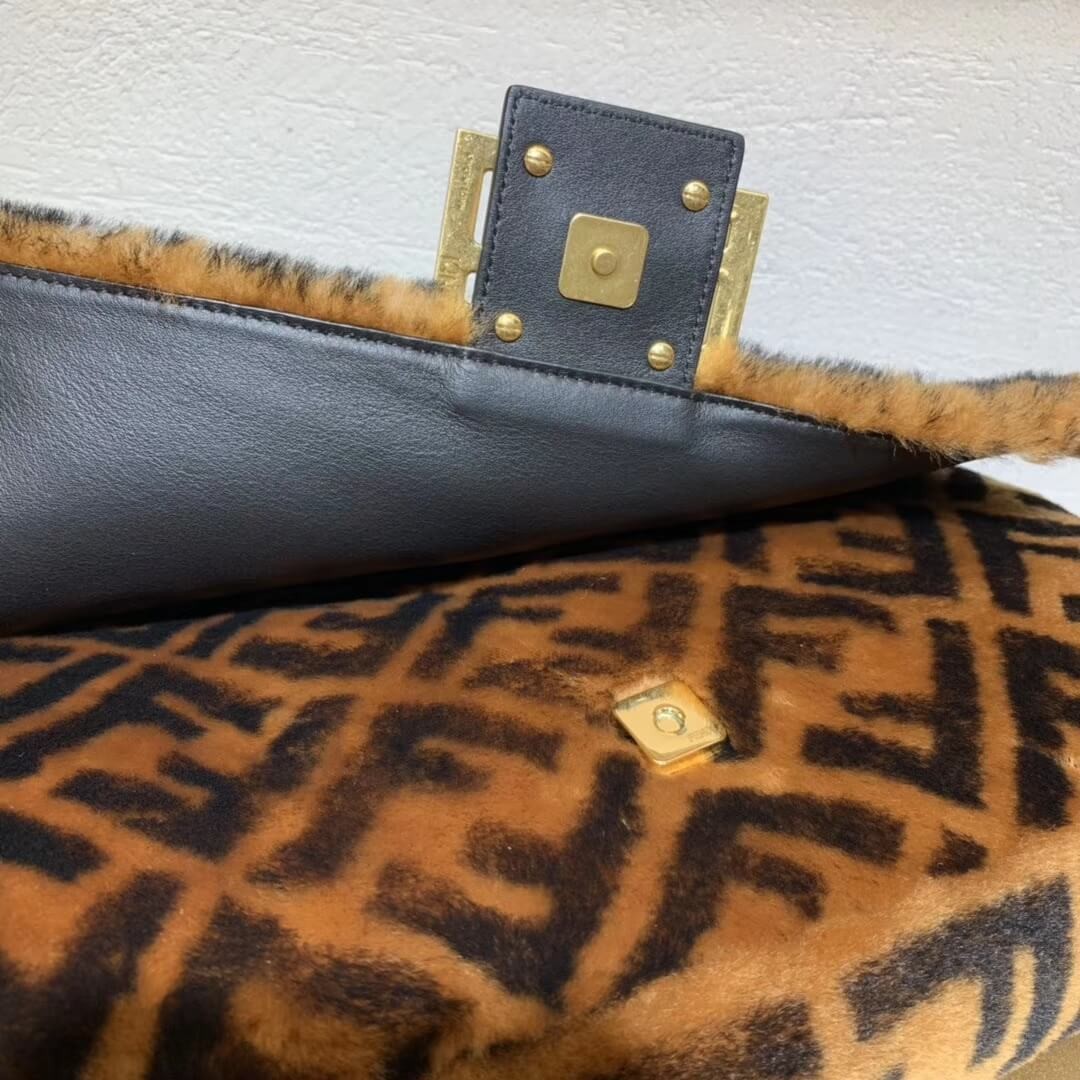 Fendi Sheepskin Large Baguette Bag 8BR771