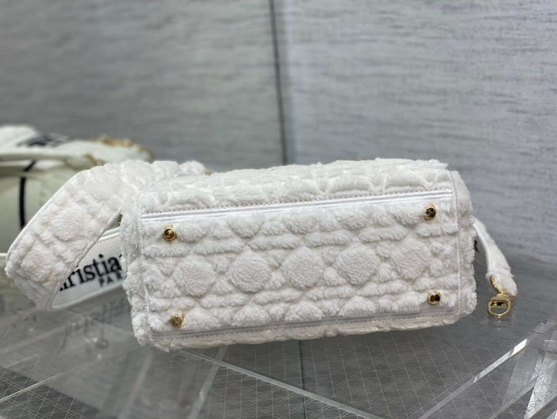 Christian Dior Medium Lady D-Lite Bag M05659 in Cannage Shearling