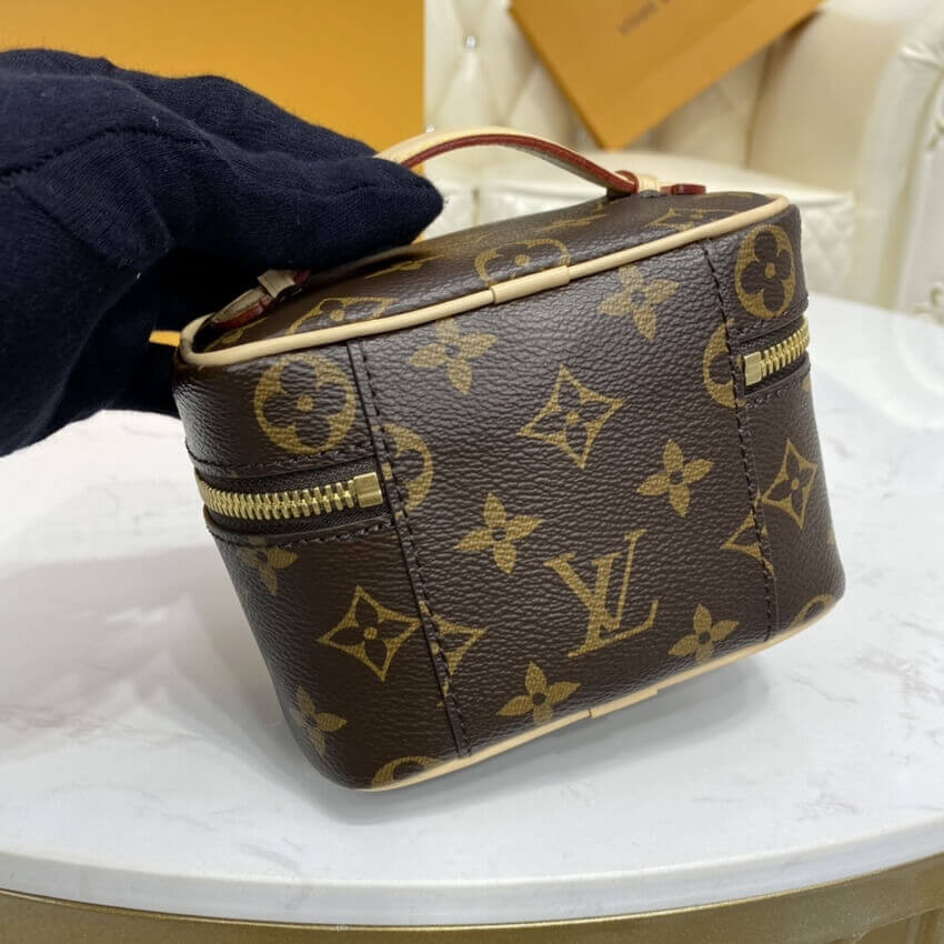 Louis Vuitton Monogram Canvas Nice Mano Toiletry Pouch M44936