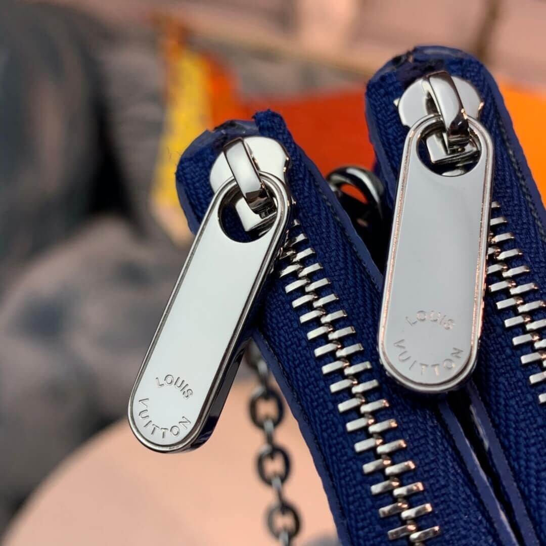 Louis Vuitton LV Escale Pochette Double Zip M69124