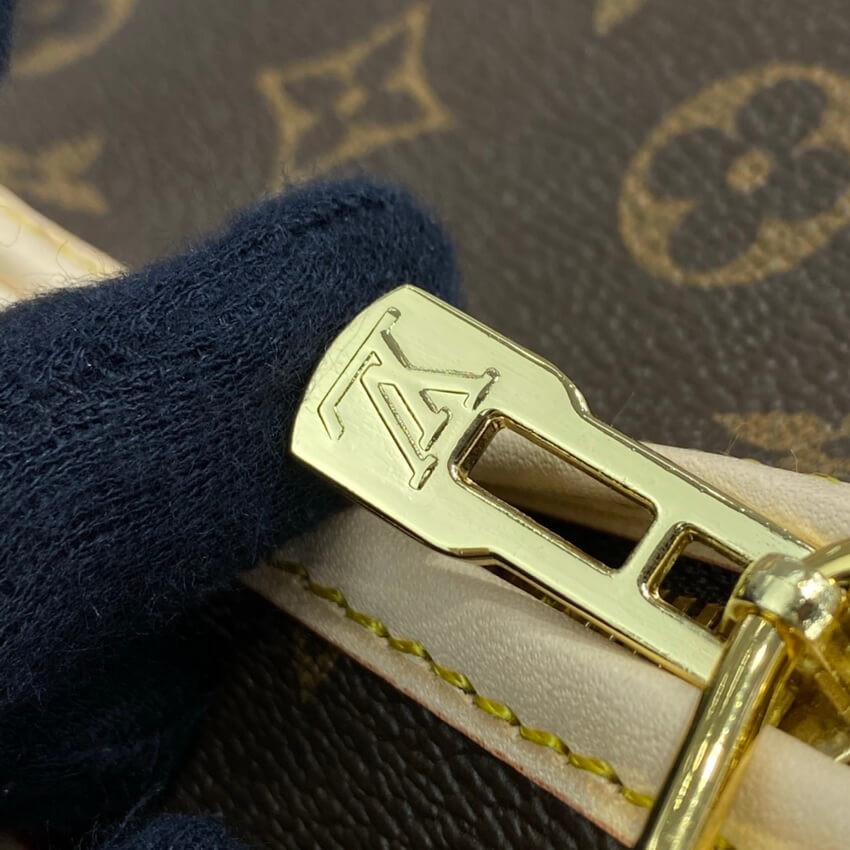 Louis Vuitton Monogram Canvas Dog Carrier 40 M42024