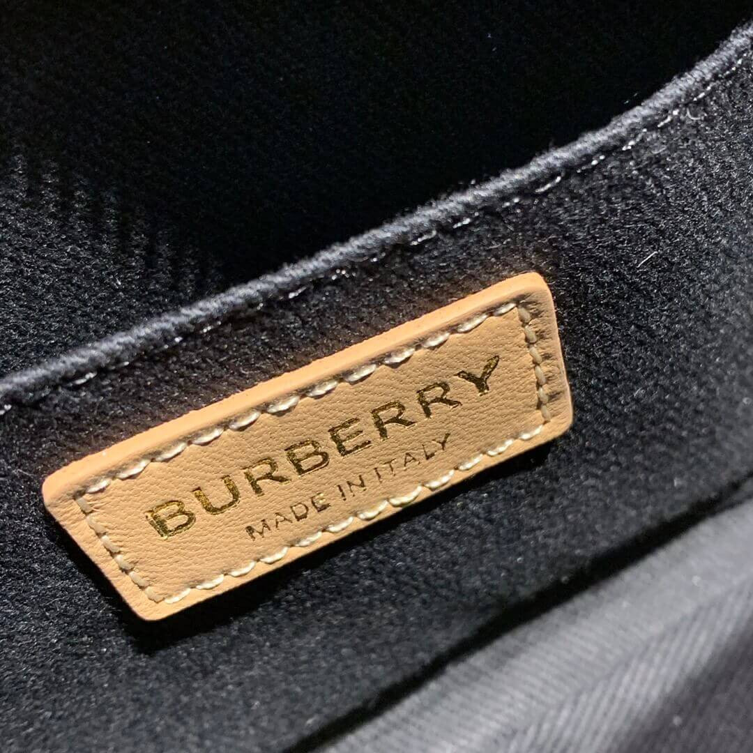 Burberry Quilted Lambskin Camera Bag 80223961