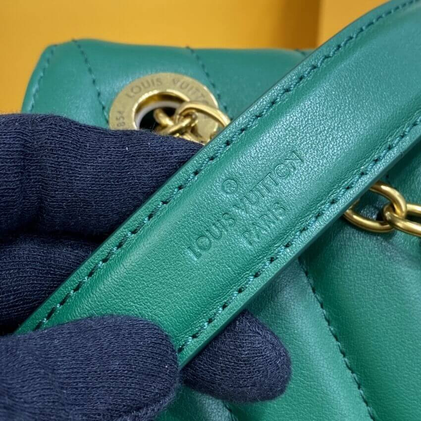 Louis Vuitton New Wave Chain Bag M58664 Emerald Green