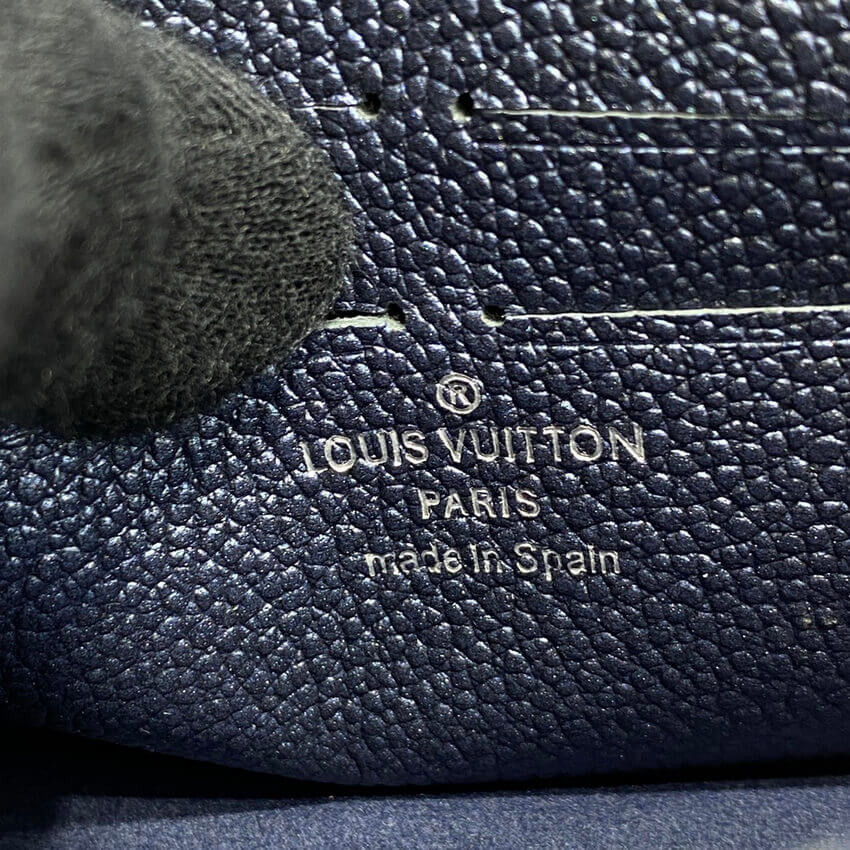 Louis Vuitton Vavin Chain Wallet M59077 Navy Nacre
