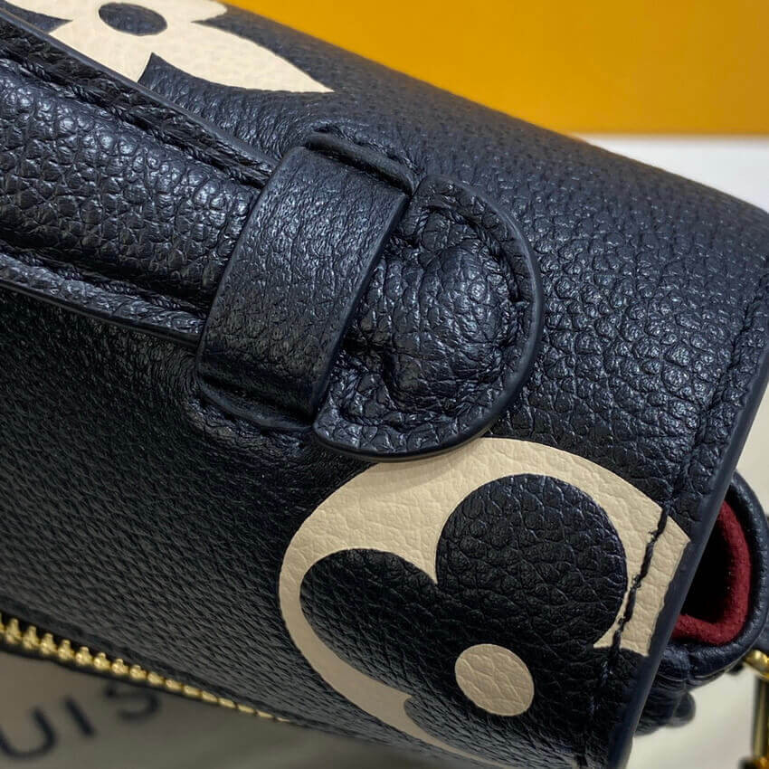 Louis Vuitton Pochette Metis M45773