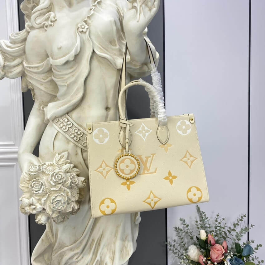 Louis Vuitton Onthego MM M45717 M45718