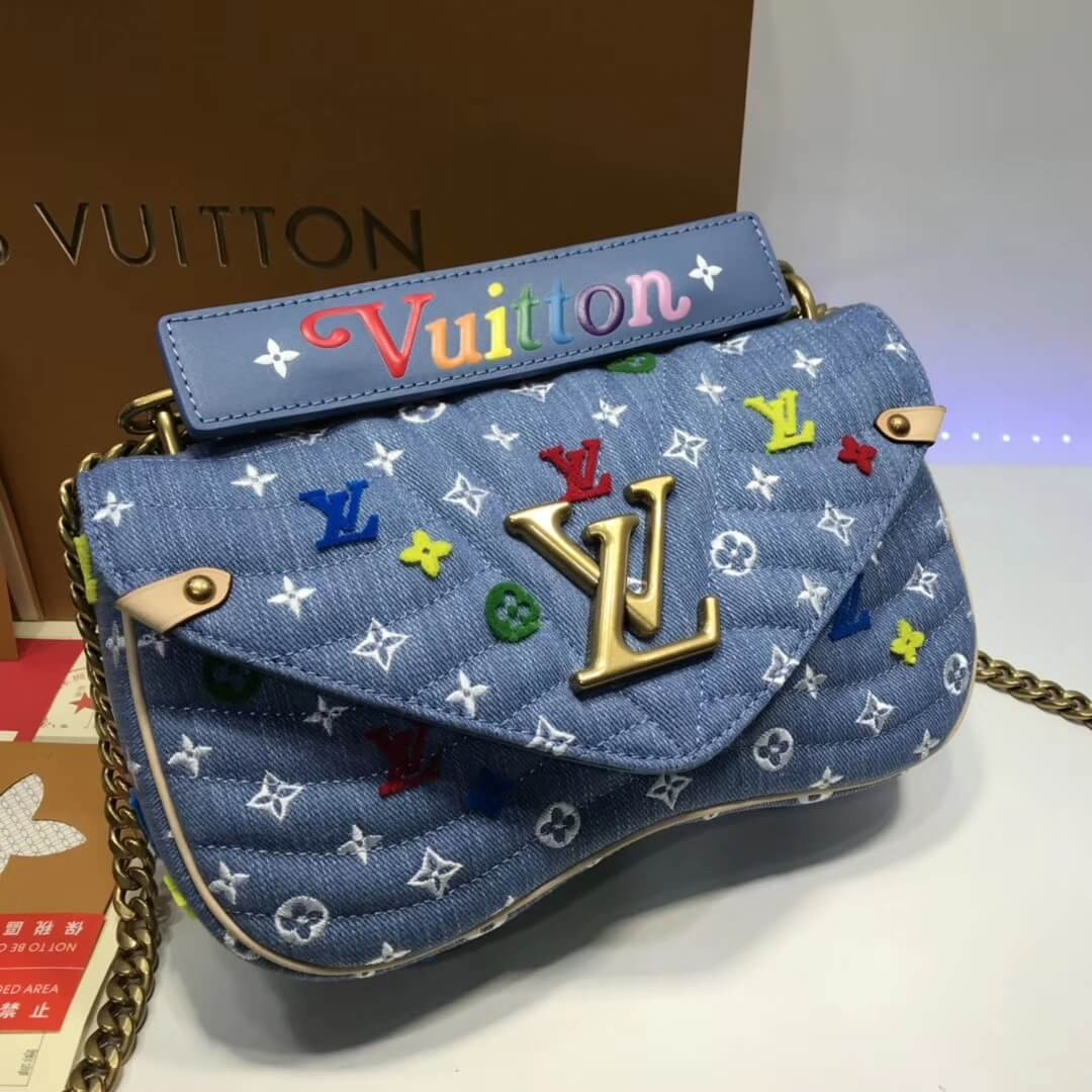 Louis Vuitton New Wave Chain Bag MM M53692