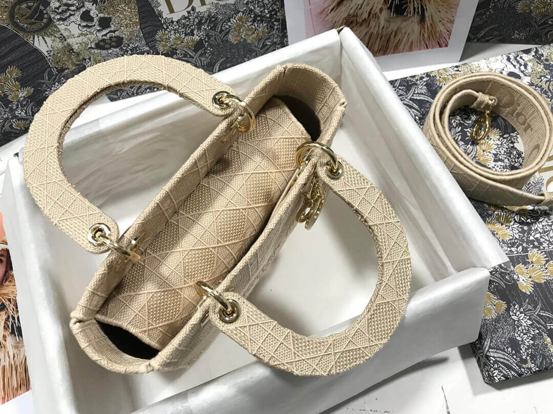 Dior Medium Lady D-Lite Cannage Embroidery M0565