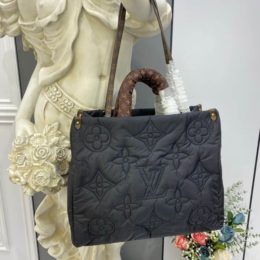 Louis Vuitton Onthego GM M59005 Black