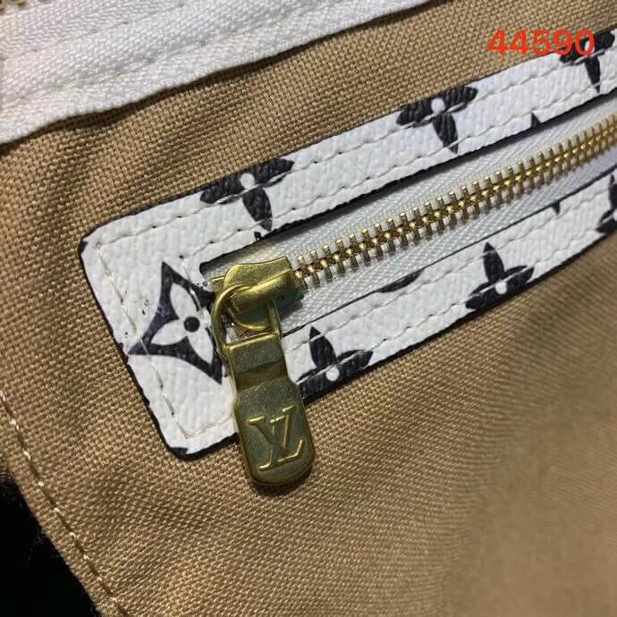 Louis Vuitton Keepall Bandouliere 50 M44590