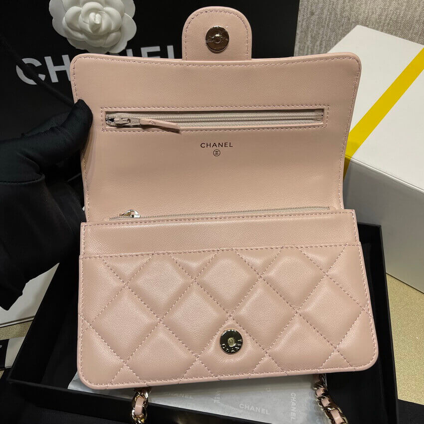 Chanel Lambskin Plexi Quilted Wallet On Chain WOC AP2377
