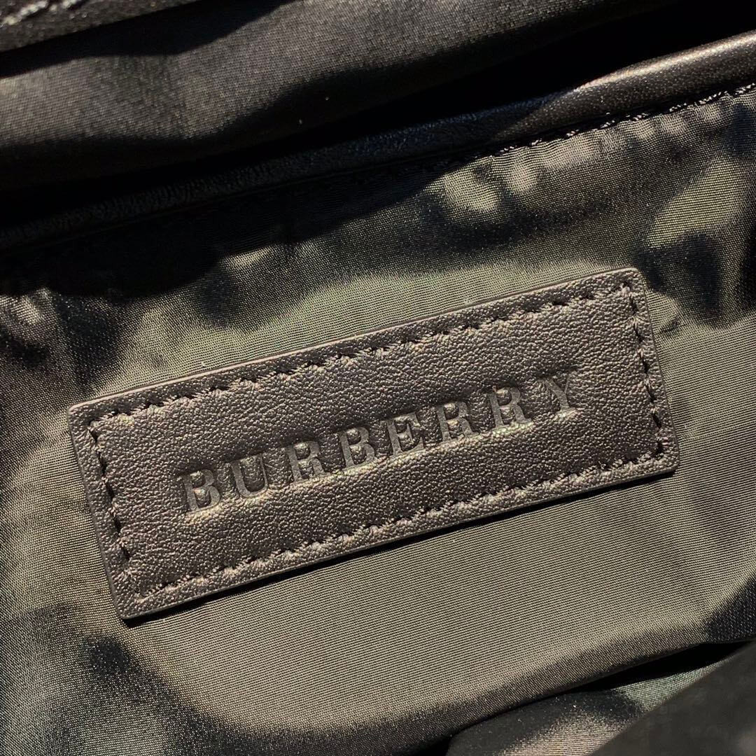 Burberry The Medium Rucksack in Logo Print Nylon 80116171
