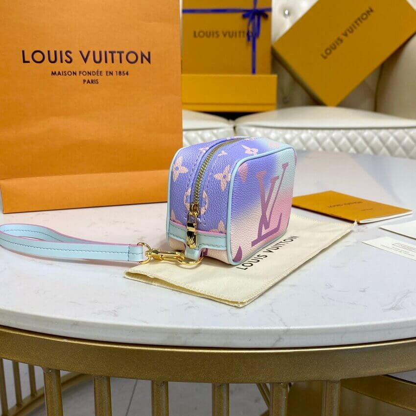 Louis Vuitton Wapity Case M81339