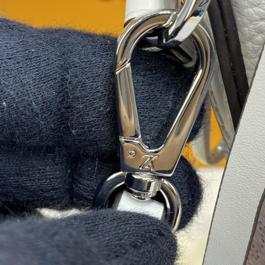 Louis Vuitton Hina PM Gradient Pink Mahina Leather M57858