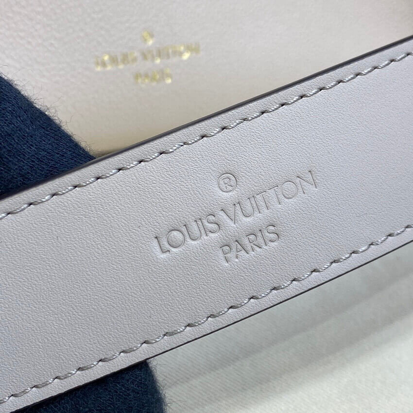 Louis Vuitton On My Side PM M57729 Greige