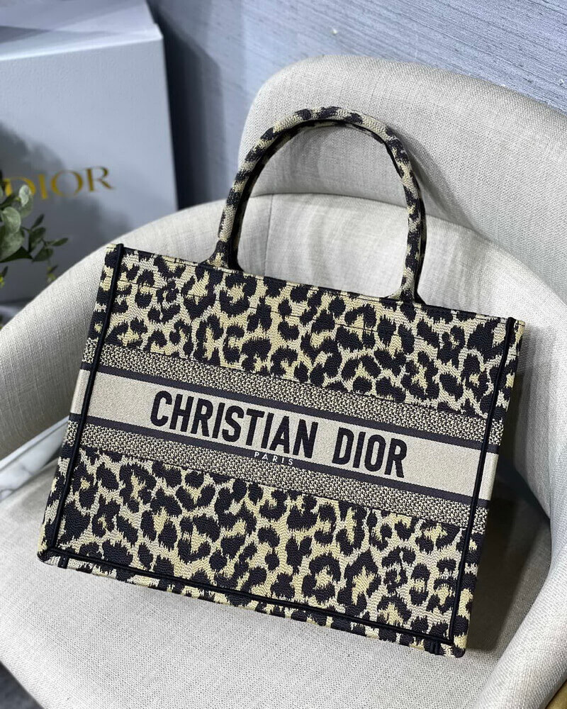 Dior Small Book Tote Ricamo Mizza Beige Multicolore M1296