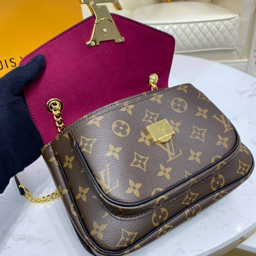 Louis Vuitton Passy Bag M45592