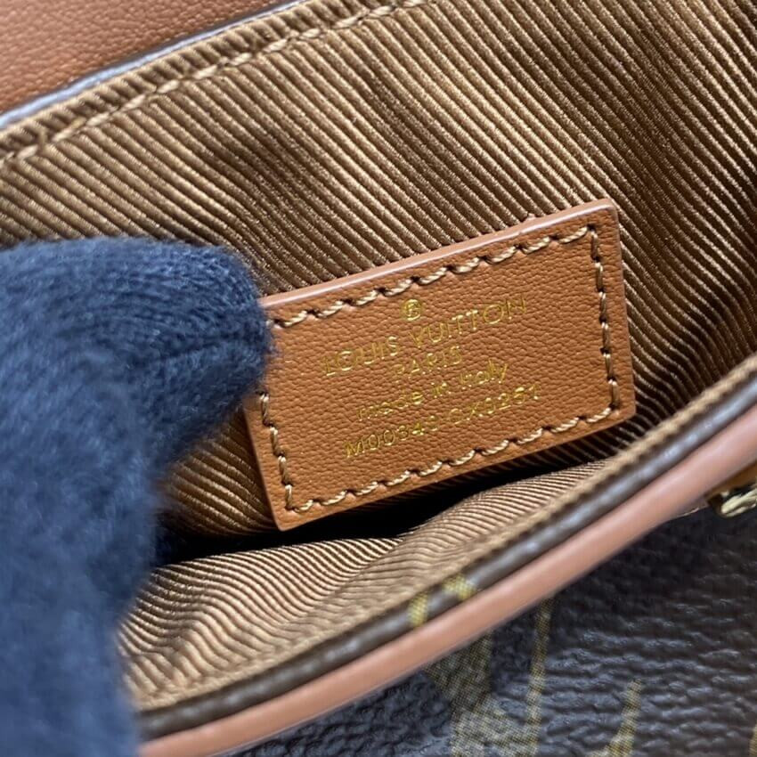 Louis Vuitton Monogram Mini Steamer Pouch M00340