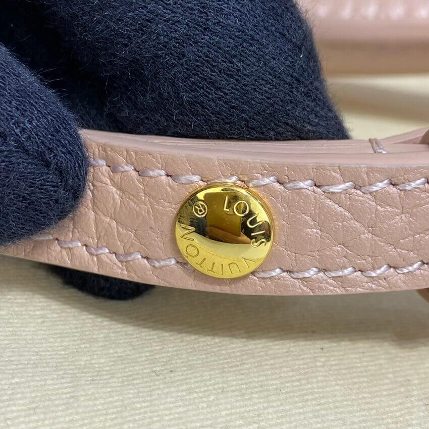 Louis Vuitton Twist One Handle MM M57090 Champagne Metallise