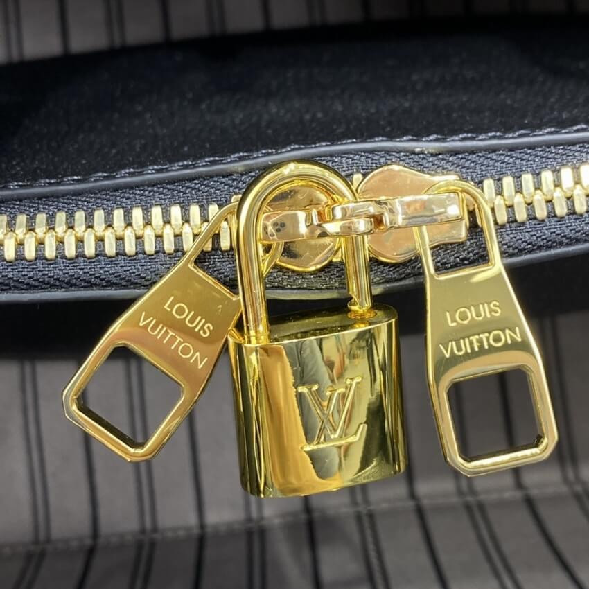 Louis Vuitton Monogram Empreinte Leather Montaigne MM M41048