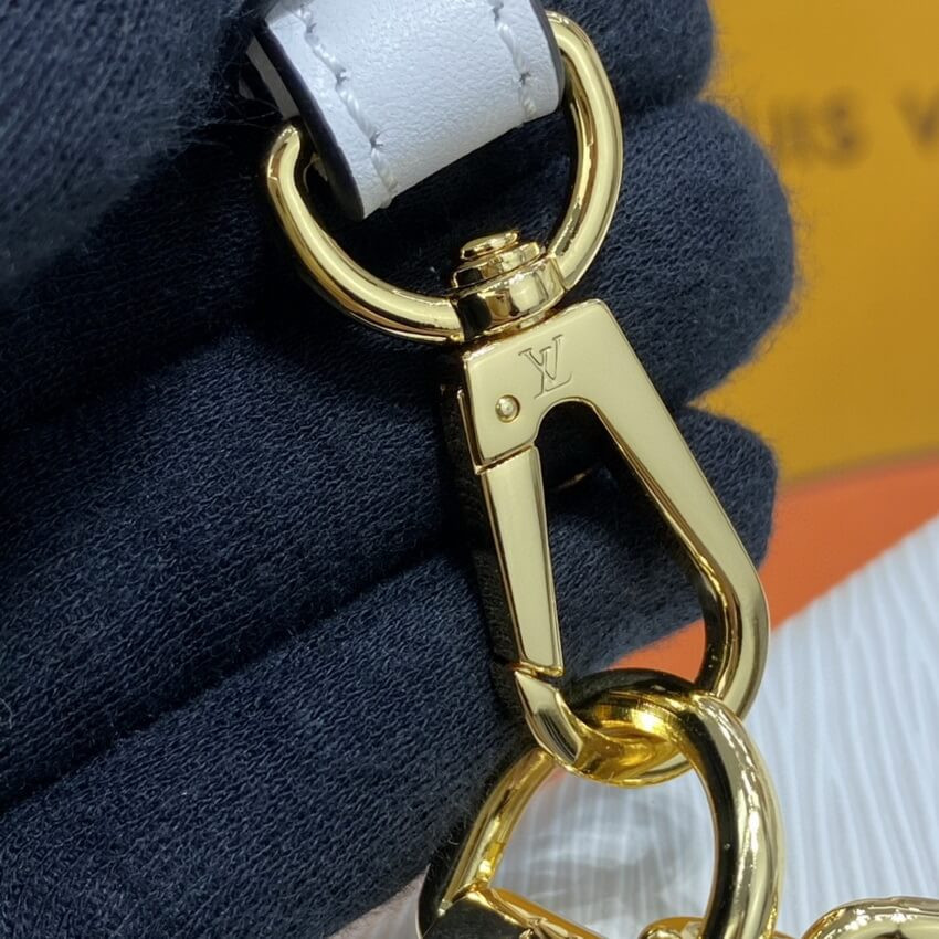 Louis Vuitton Twist MM M57666 M57667