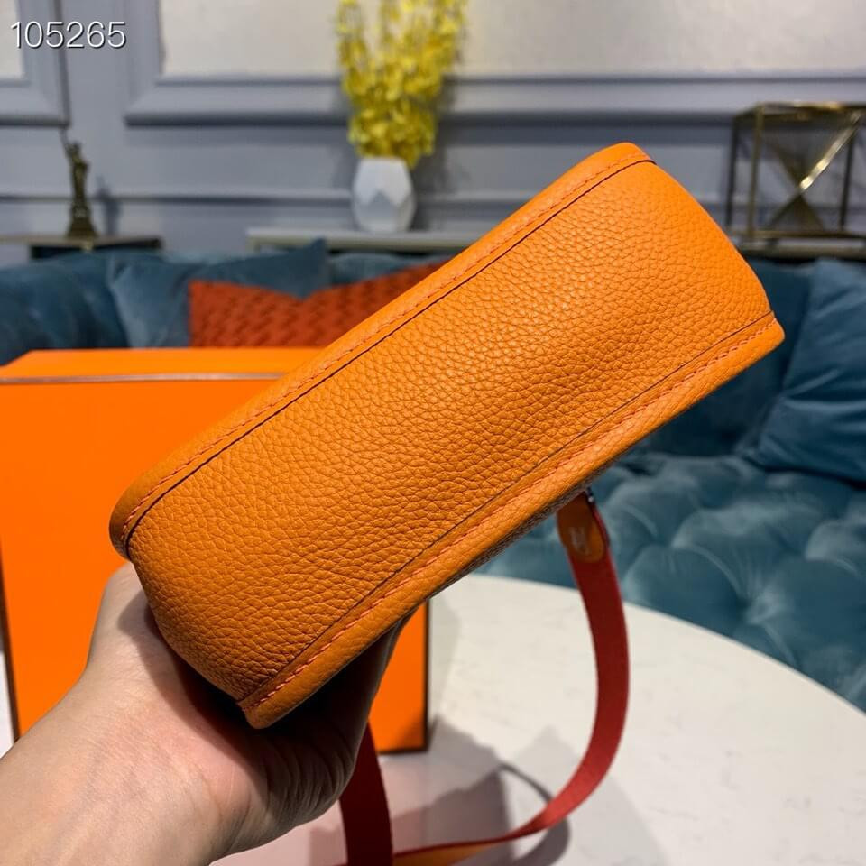 Hermes Evelyne III TPM Bag 20cm in Taurillon Clemence