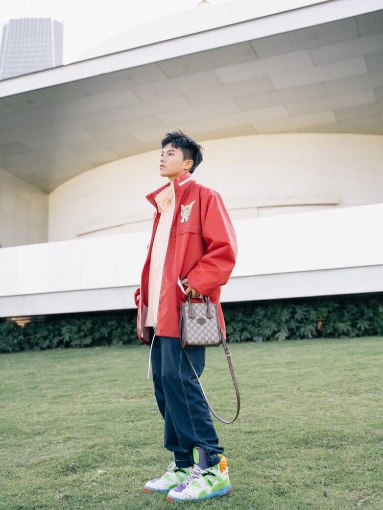 Gucci Mini Tote Bag with Interlocking G in GG Supreme 671623