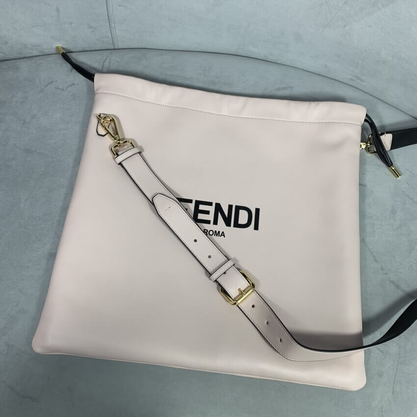 Fendi Pack Medium Pouch 88N336