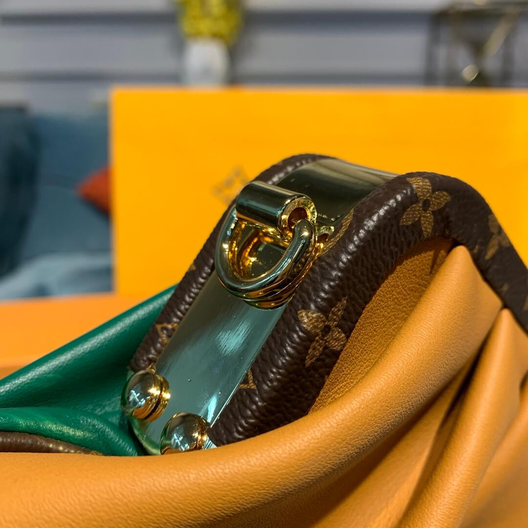 Louis Vuitton Boursicot Bag M67606