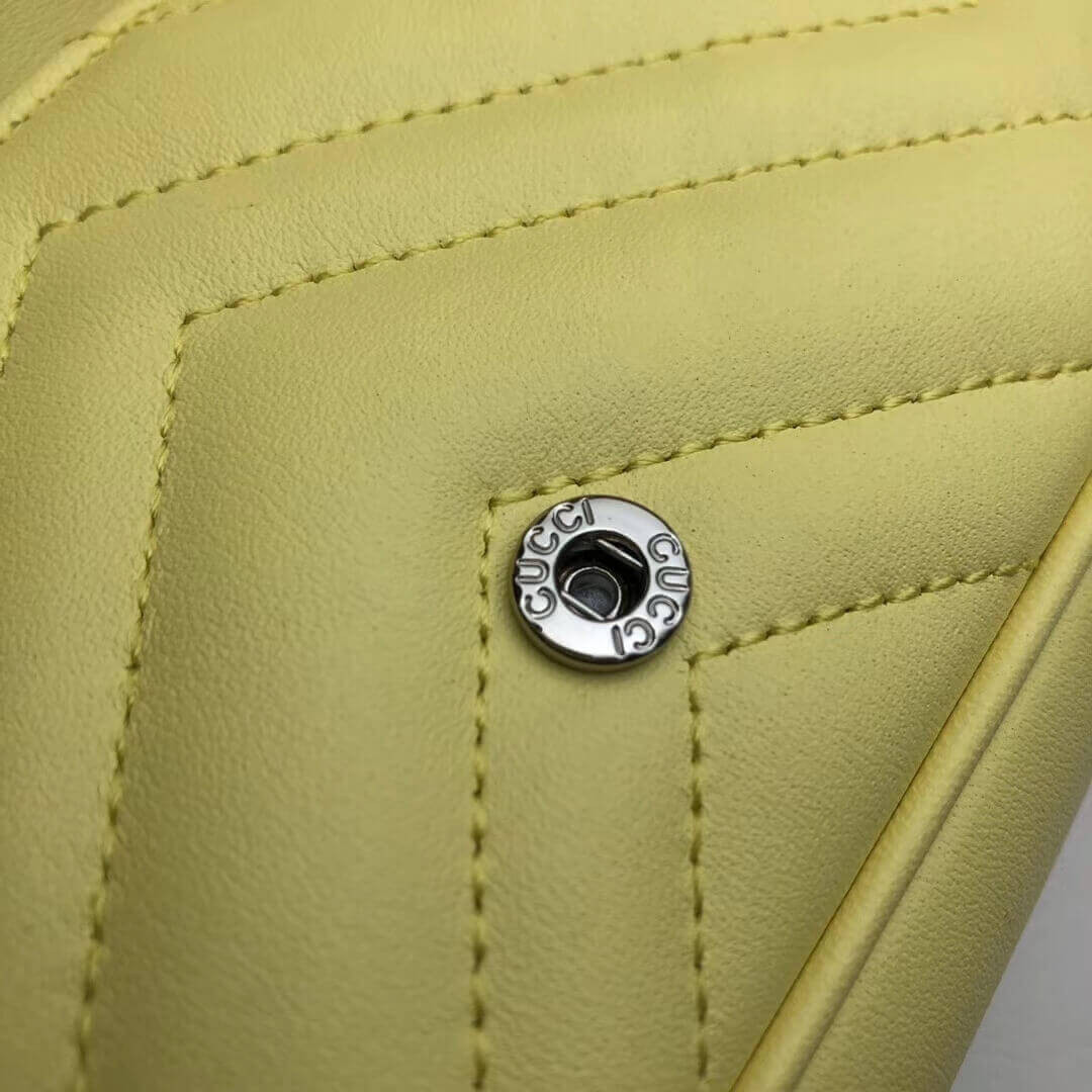 Gucci GG Marmont Matelassé Super Mini Bag 476433