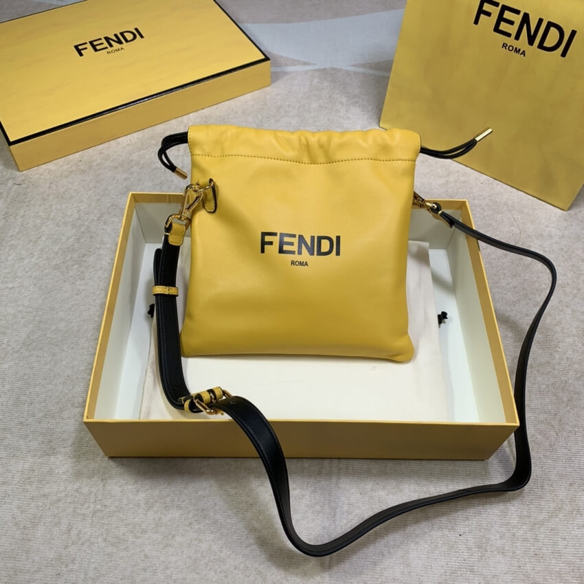 Fendi Pack Small Pouch 88N335