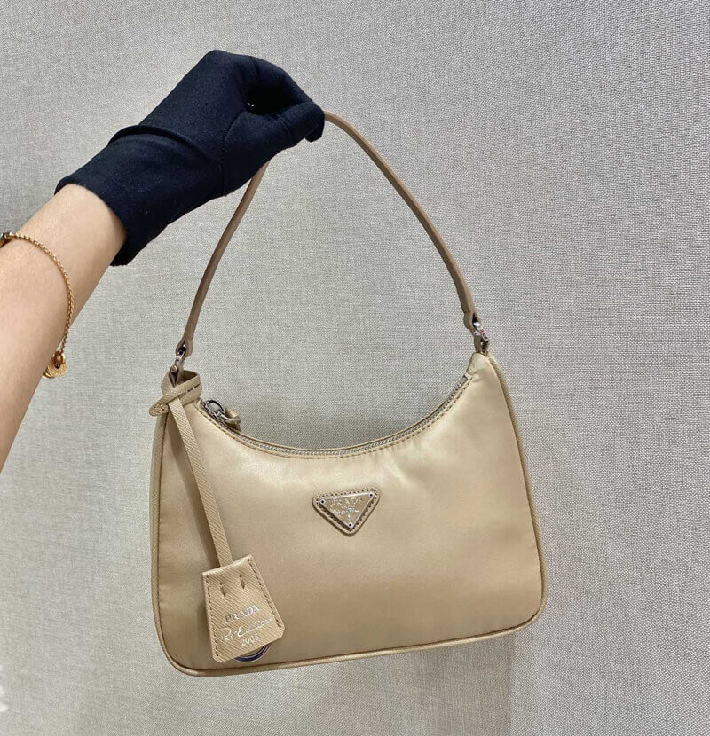 Prada Re-Edition 2000 Nylon Hobo Bag 1NE515