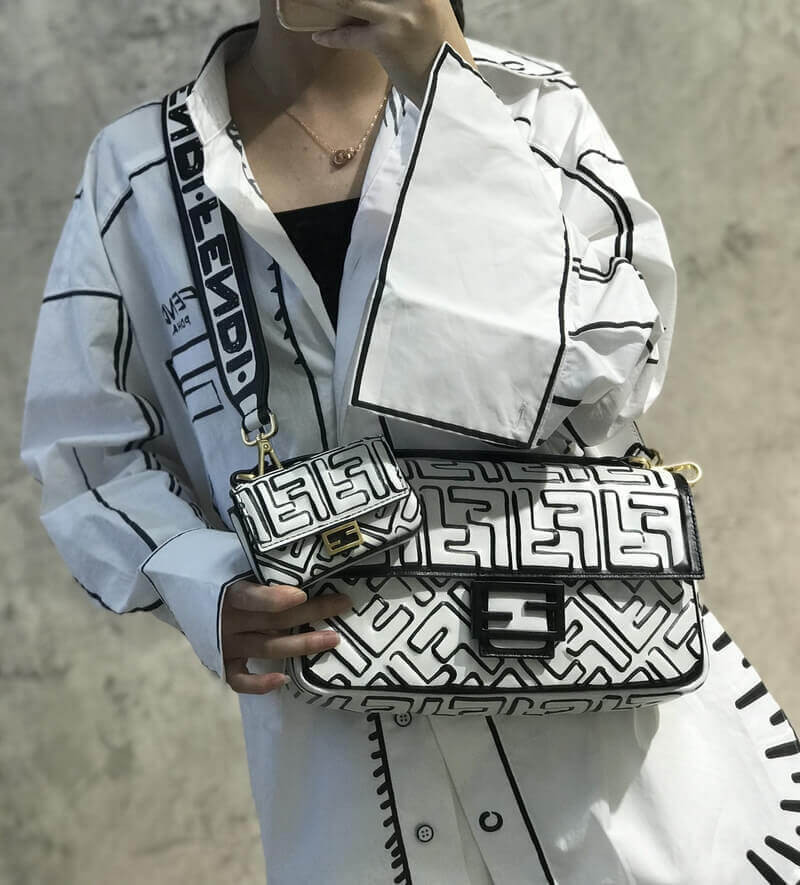 Fendi California Sky Baguette 8289