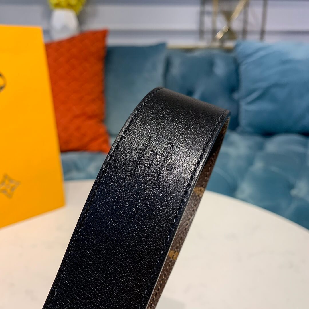 Louis Vuitton Monogram Daily Multi Pocket 30mm Belt M0236U