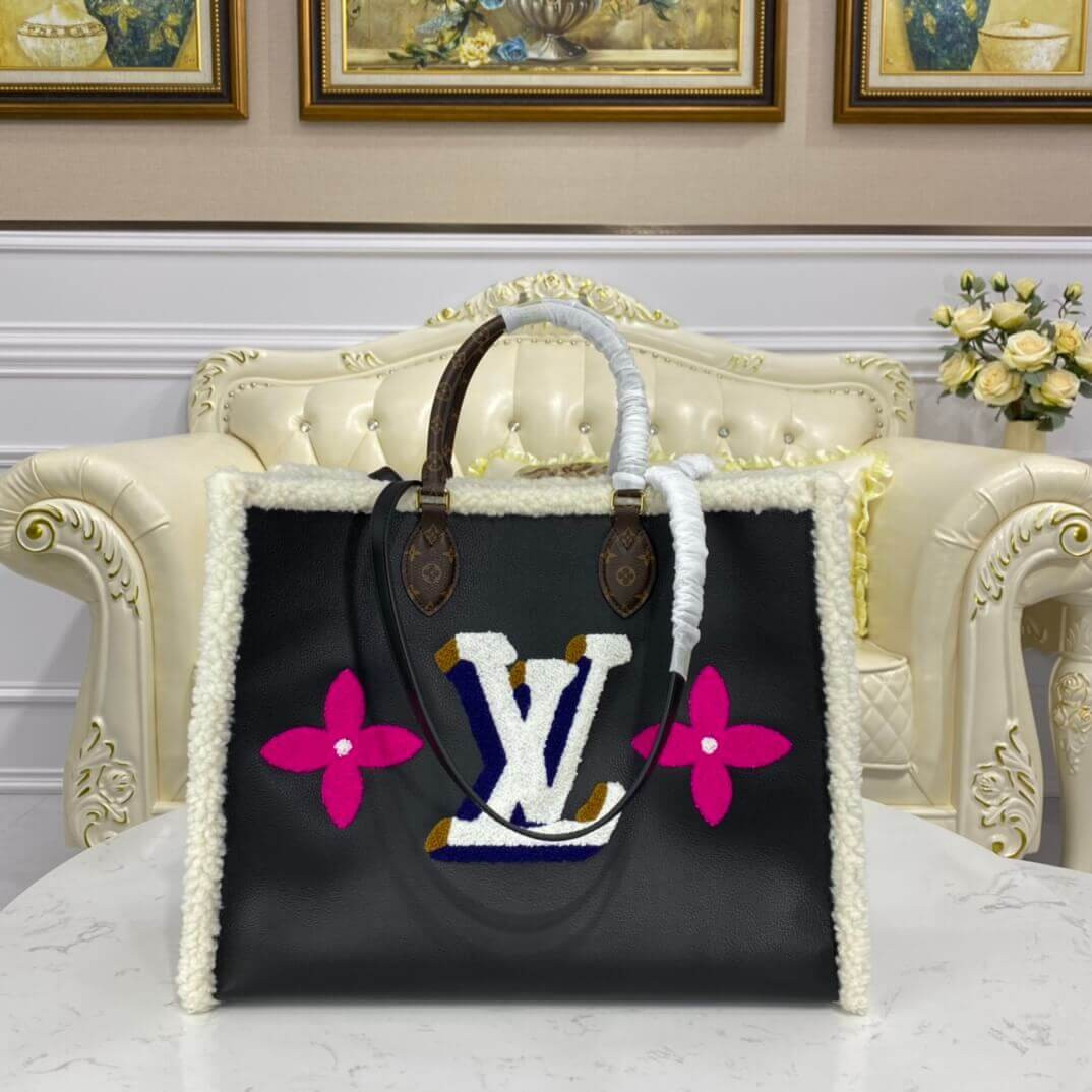 Louis Vuitton Onthego GM M56958 In Leather and Shearling