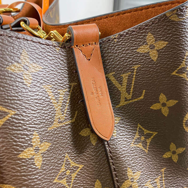 Louis Vuitton Monogram Canvas NeoNoe M44021